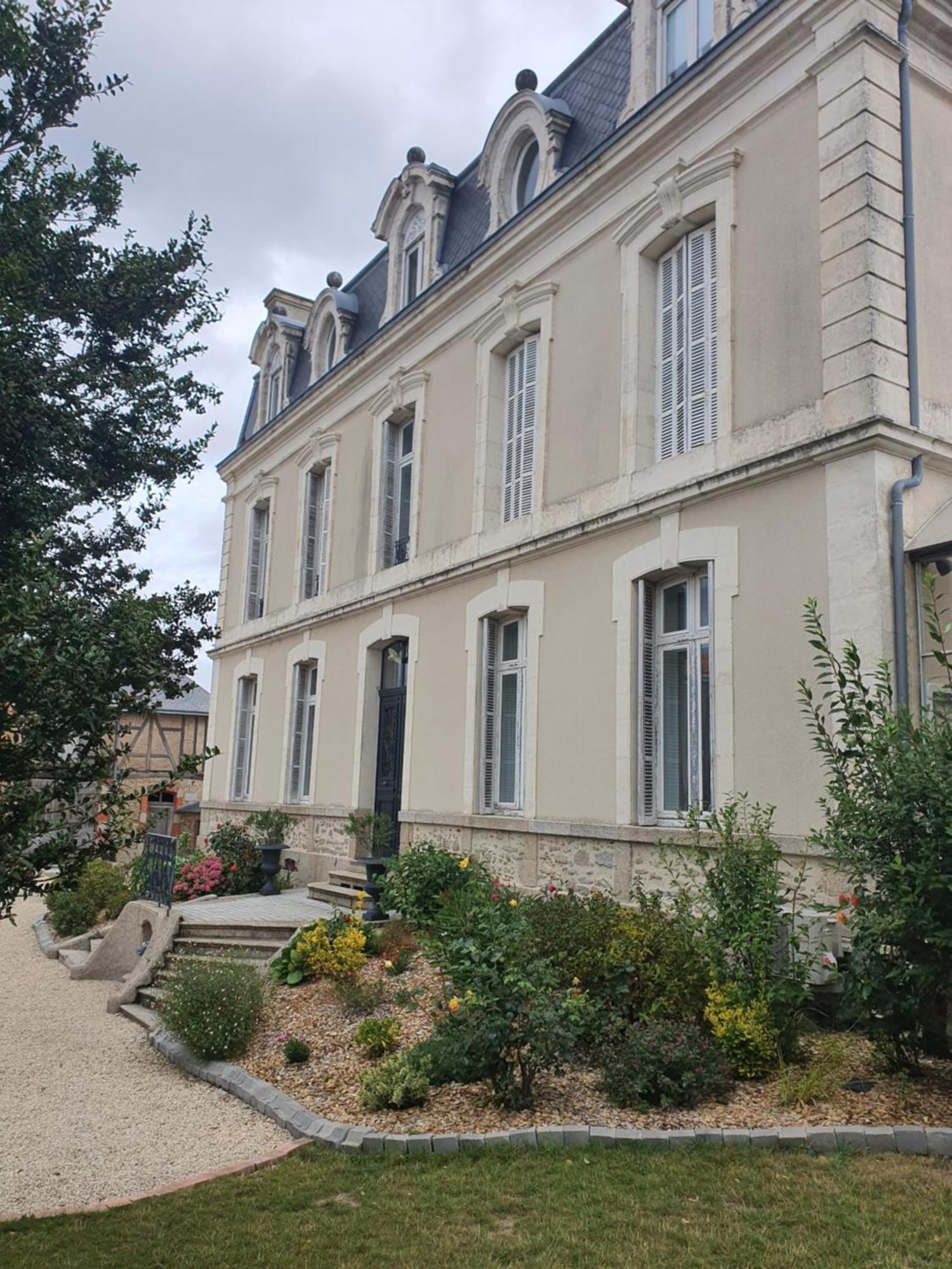 Les 5 Escales Bed & Breakfast Parthenay Ngoại thất bức ảnh