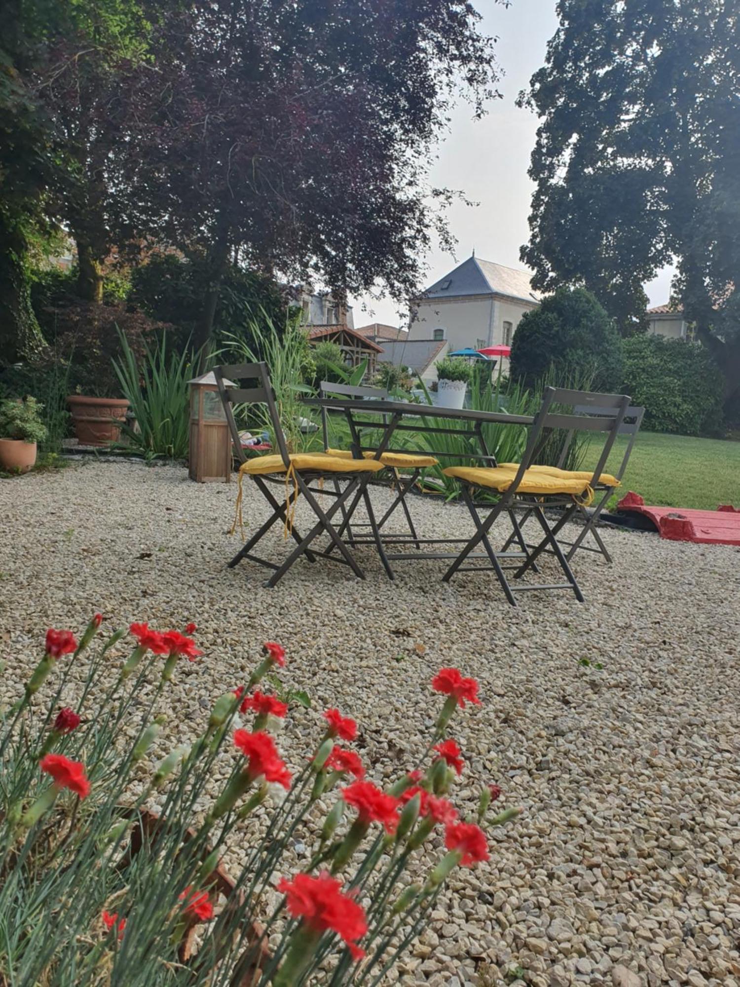 Les 5 Escales Bed & Breakfast Parthenay Ngoại thất bức ảnh