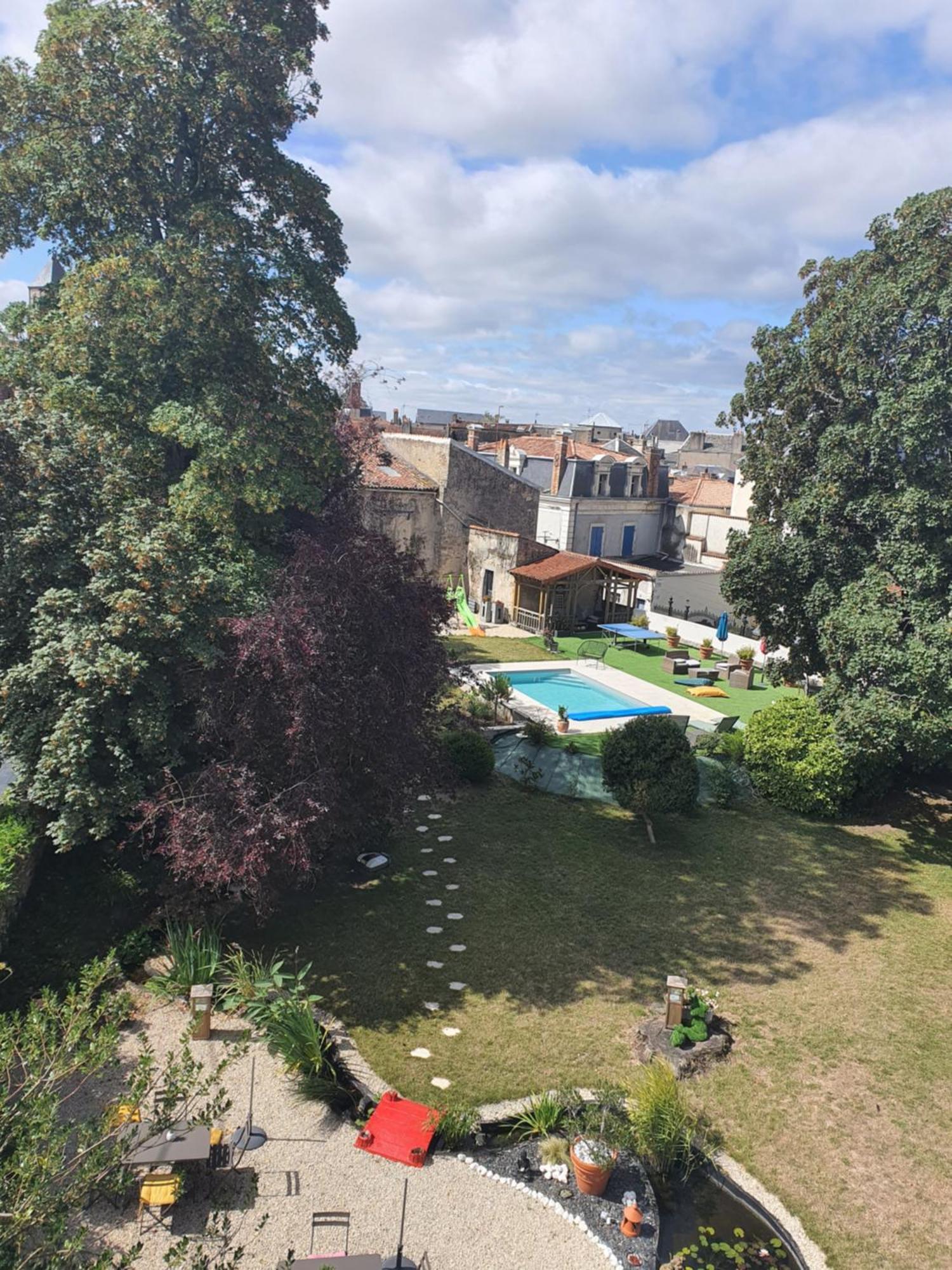 Les 5 Escales Bed & Breakfast Parthenay Phòng bức ảnh